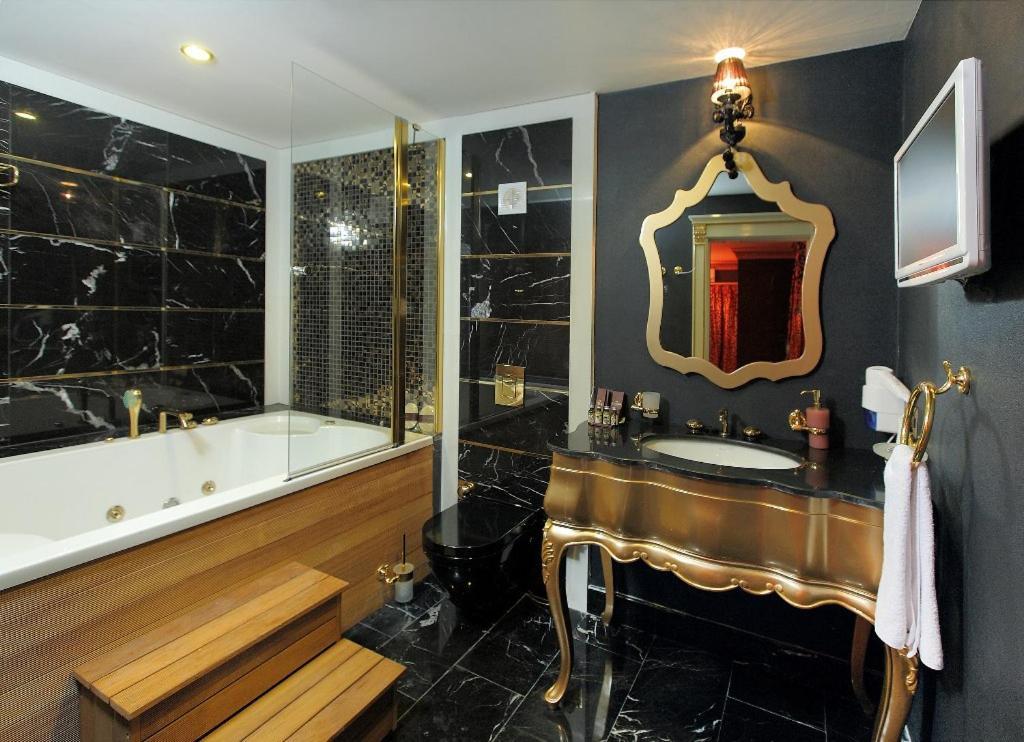 Camelot Boutique Hotel Akyarlar Buitenkant foto